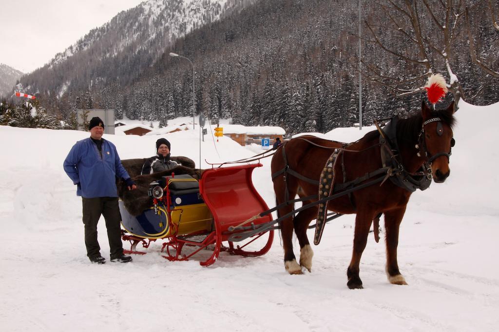 B&B Stiffler-Huus Davos Bagian luar foto