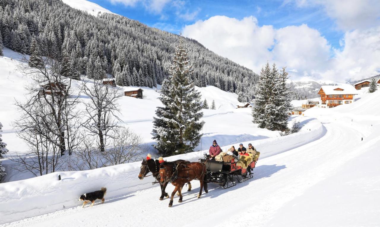 B&B Stiffler-Huus Davos Bagian luar foto